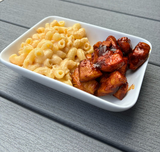 Honey Buffalo Chicken with Mac & Cheese
